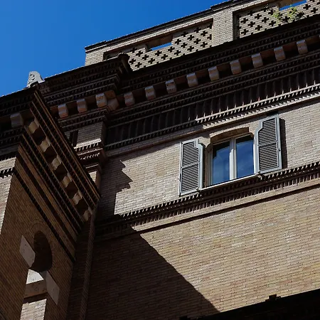 Aquarius Roma