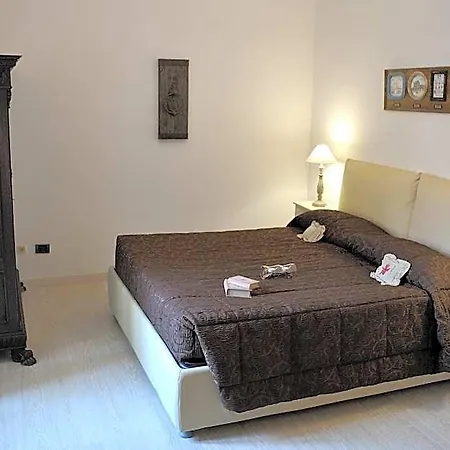 Aquarius Bed and Breakfast
