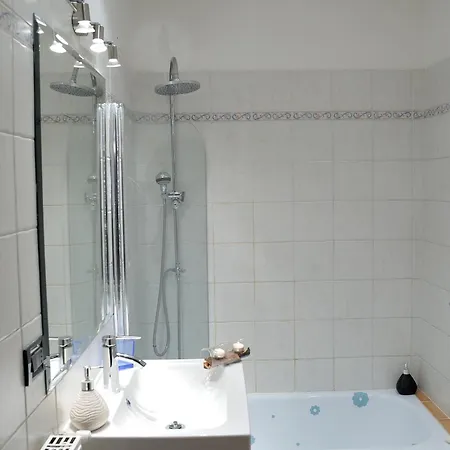 Bed & Breakfast Aquarius 4*