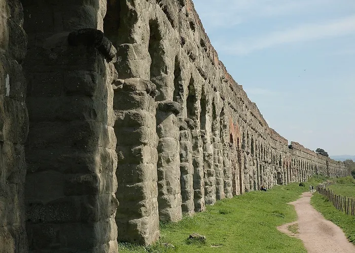 Aquarius Couette-café 4*