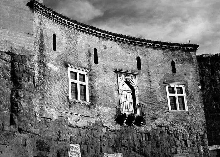 Couette-café Aquarius 4*