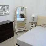 Bed and breakfast Aquarius Roma