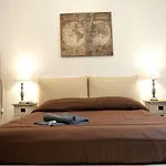 Aquarius Oda ve Kahvaltı 4*