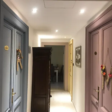 Aquarius Bed & Breakfast 4*